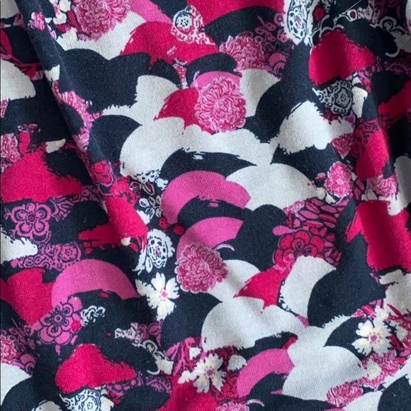 LLR Loose Fit Tee - Picture 3 of 4